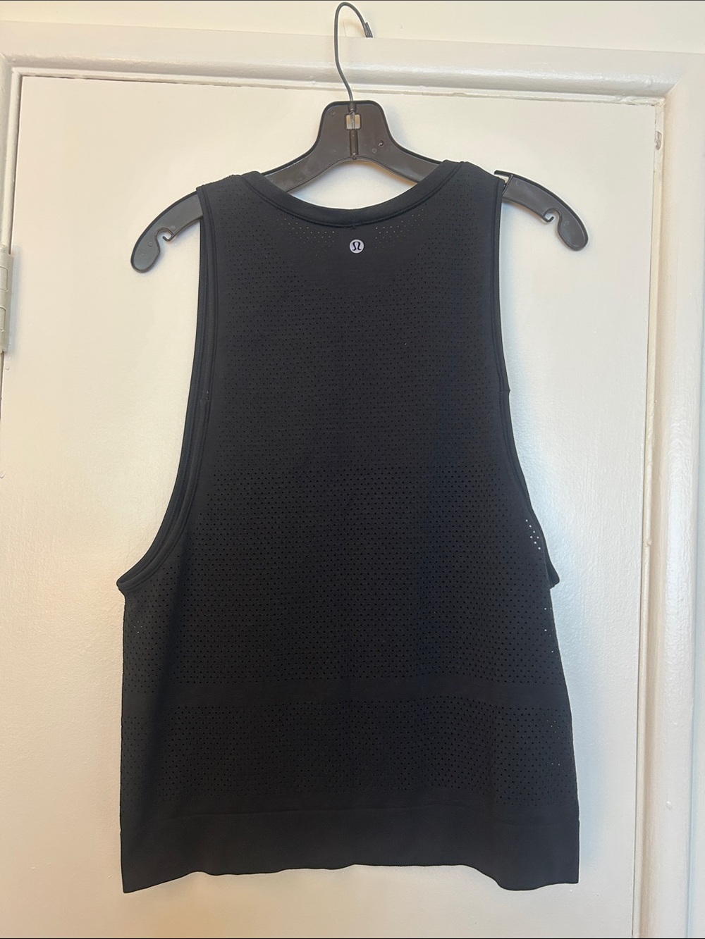 Lululemon Muscle Tank Top - Picture 2 of 7